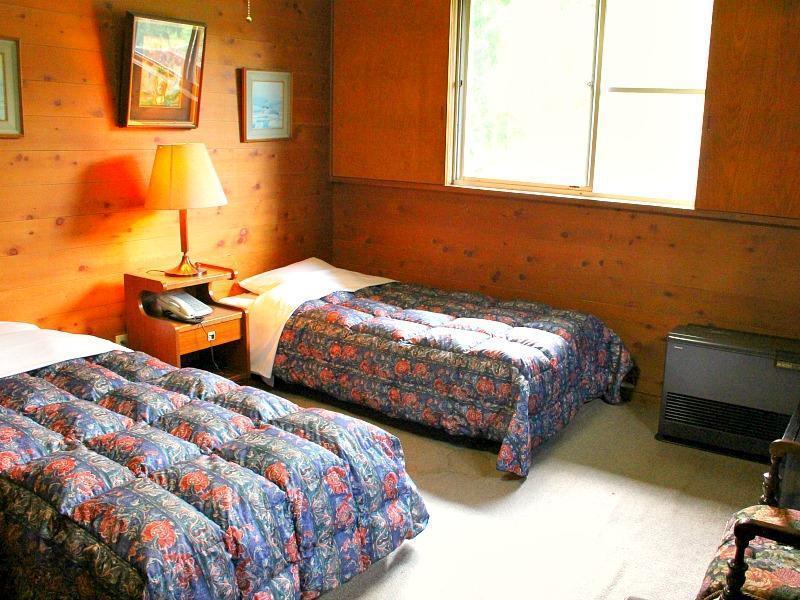 Pension Belleneige Hakuba Exterior foto